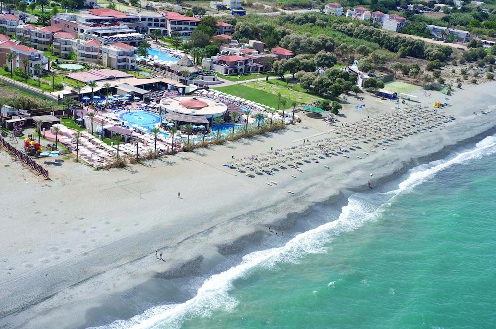 Caldera Beach Gerani  Buitenkant foto
